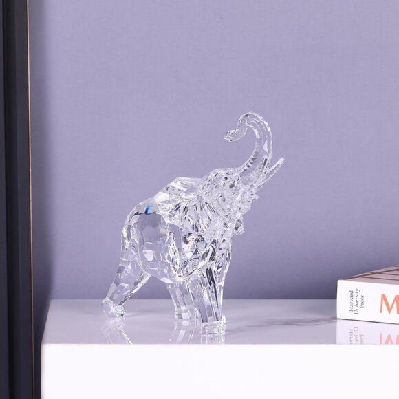 Crystal Elephant Sculpture with Elegant Geometric Facets and Clear Detailing - Picture 5 of 8